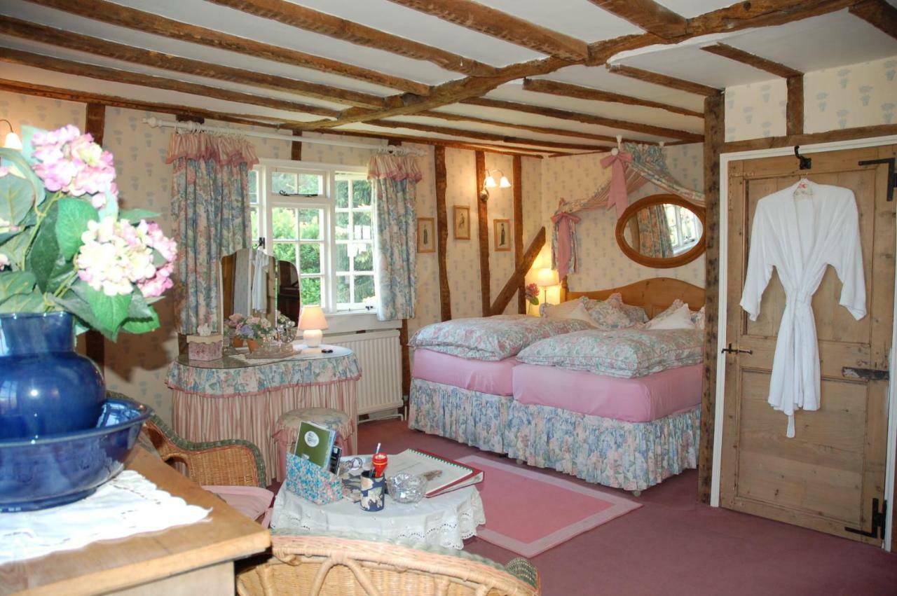 Clayton Wickham Farmhouse Hurstpierpoint Exterior foto
