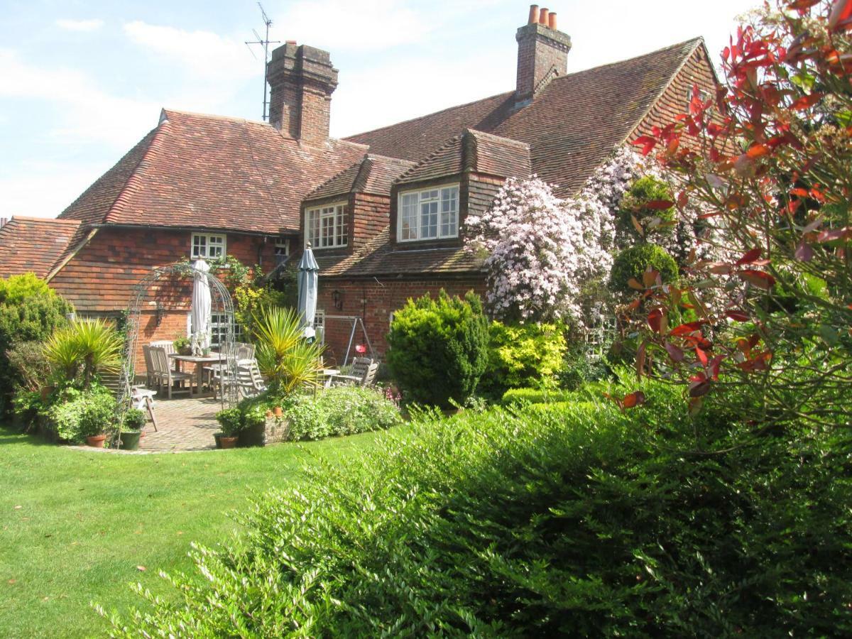 Clayton Wickham Farmhouse Hurstpierpoint Exterior foto